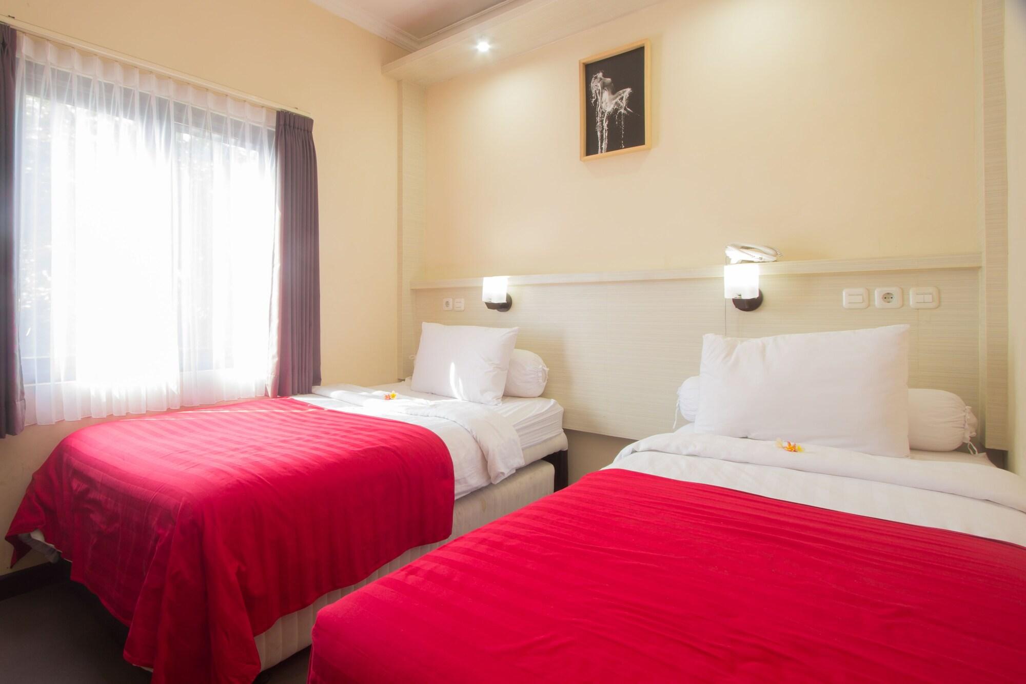 Maxi Hotel Kedonganan Jimbaran  Ngoại thất bức ảnh