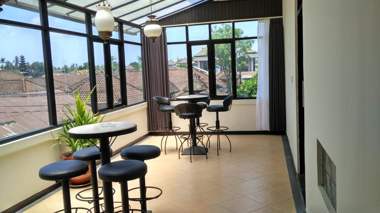 Maxi Hotel Kedonganan Jimbaran  Ngoại thất bức ảnh
