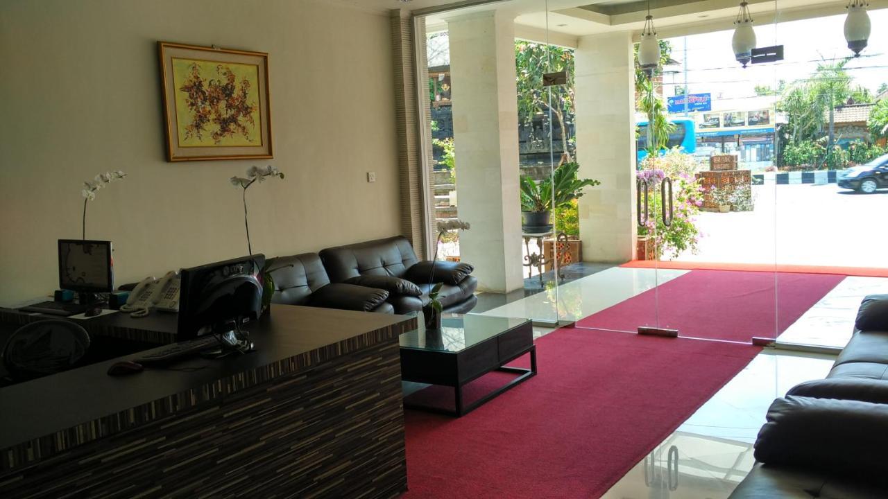 Maxi Hotel Kedonganan Jimbaran  Ngoại thất bức ảnh